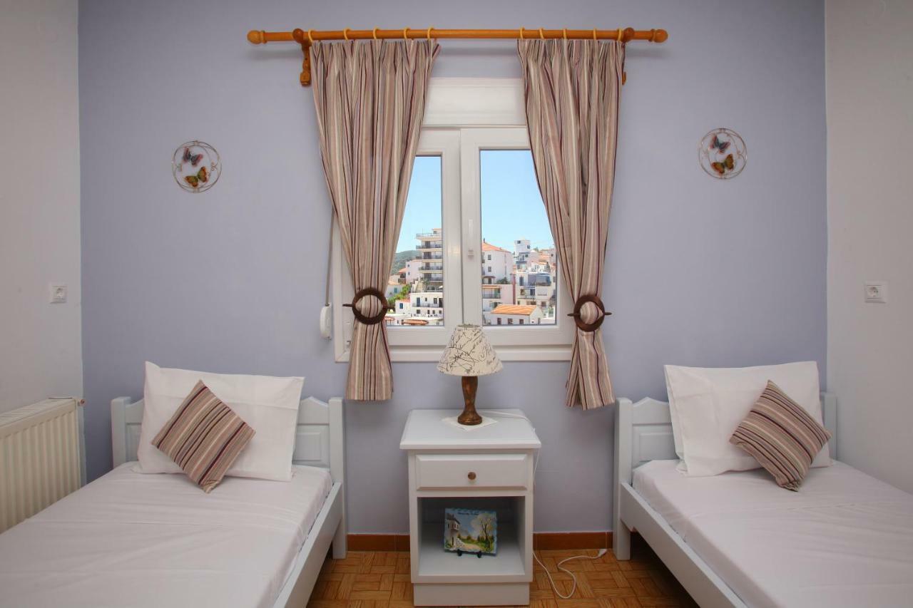 הוילה סקופלוס טאון Kamara House מראה חיצוני תמונה