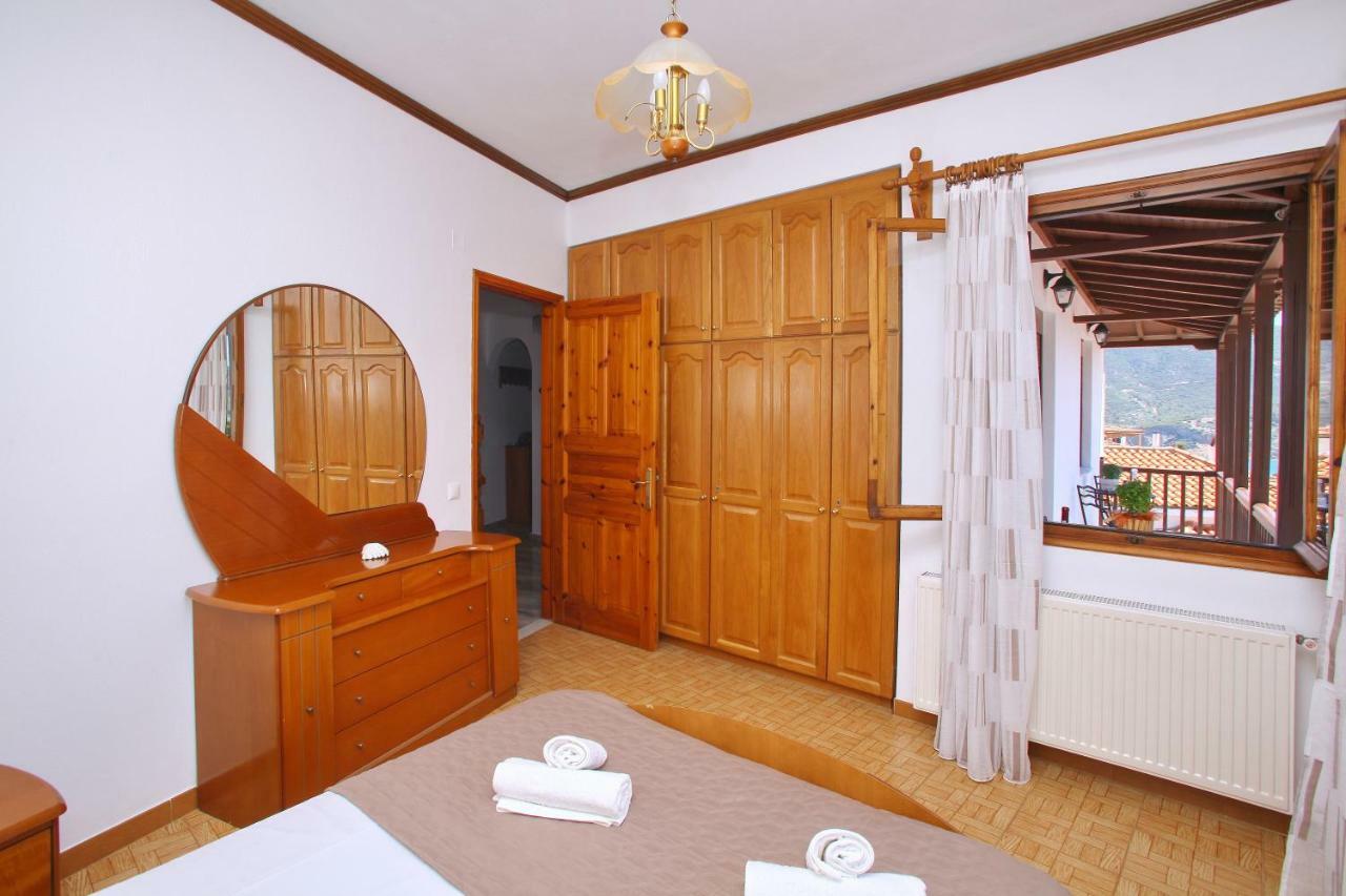 הוילה סקופלוס טאון Kamara House מראה חיצוני תמונה